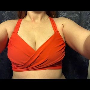 Coral Lululemon Wrap it Up Sports Bra Size 8